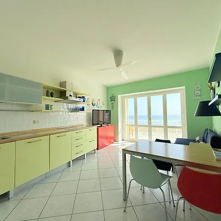 N226 - Numana, Meraviglioso Bilocale Fronte Mare *